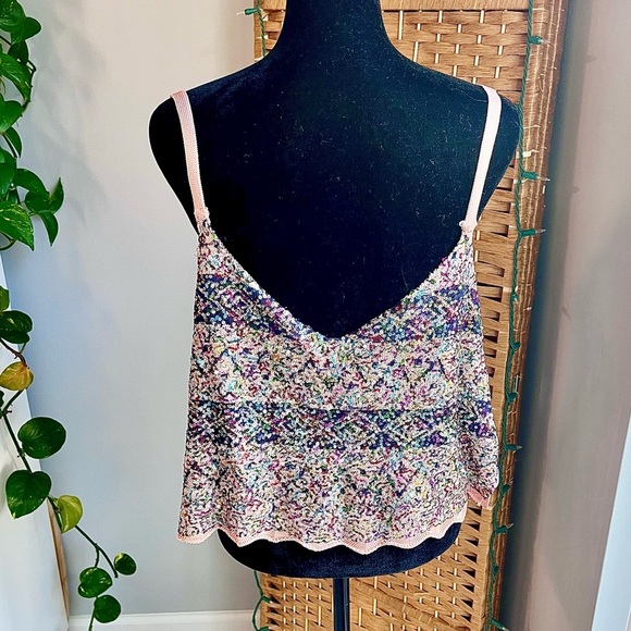 NWT Free People TWILIGHT ROSE COMBO Sequin Scalloped Cropped Top - Picture 8 of 12